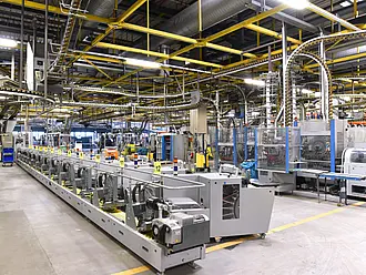 Industrieanlage mit komplexer Rohr- und Stahlkonstruktion – stellvertretend für die Anforderungen im Anlagenbau, digital gesteuert mit Pro-Bau/S® AddOne.